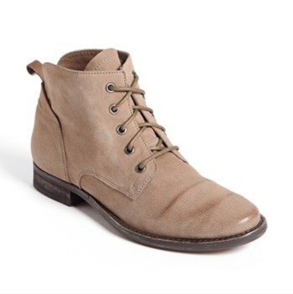 SAM EDELMAN Booties